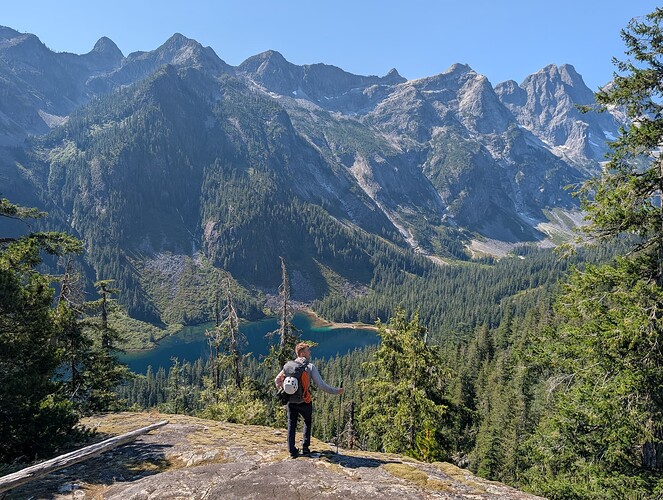 Descending back to the lake.