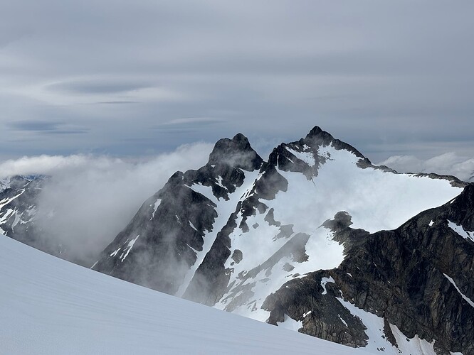 Our first good view of Sharks Teeth Peaks
