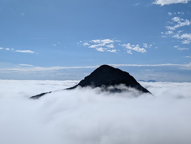 PXL_20251009_180652763