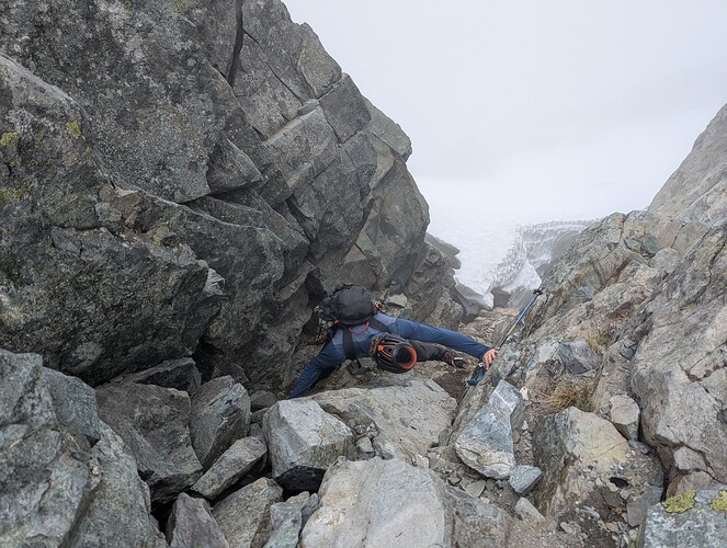 Gully to gain the Pandareous-Ioinia col