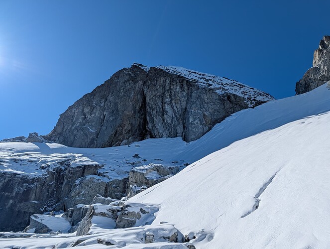 Summit block. Scramble route on right. We took the ridge on the left skyline instead.